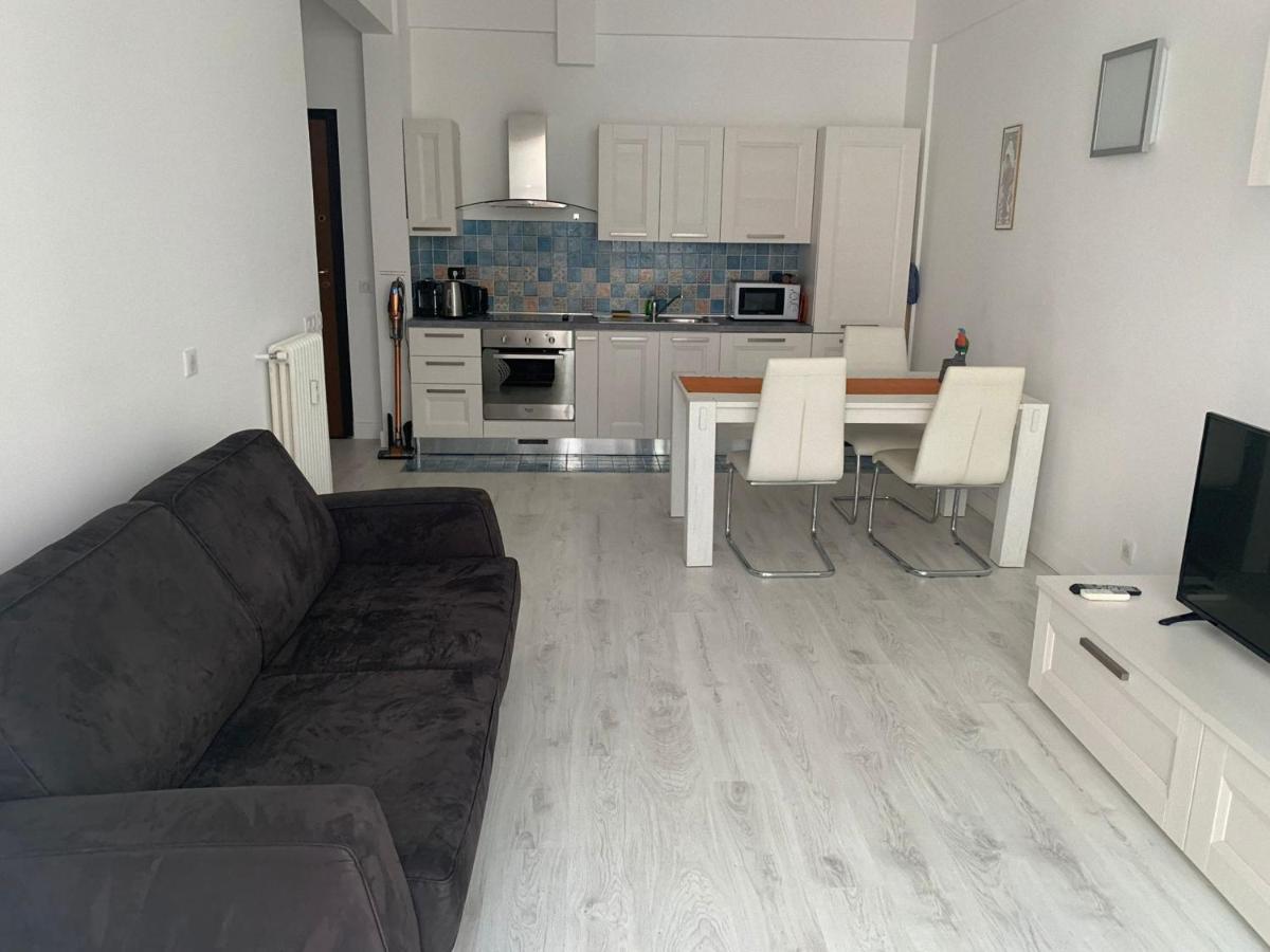 Appartement Poseidon Near Sea Nicea Zewnętrze zdjęcie