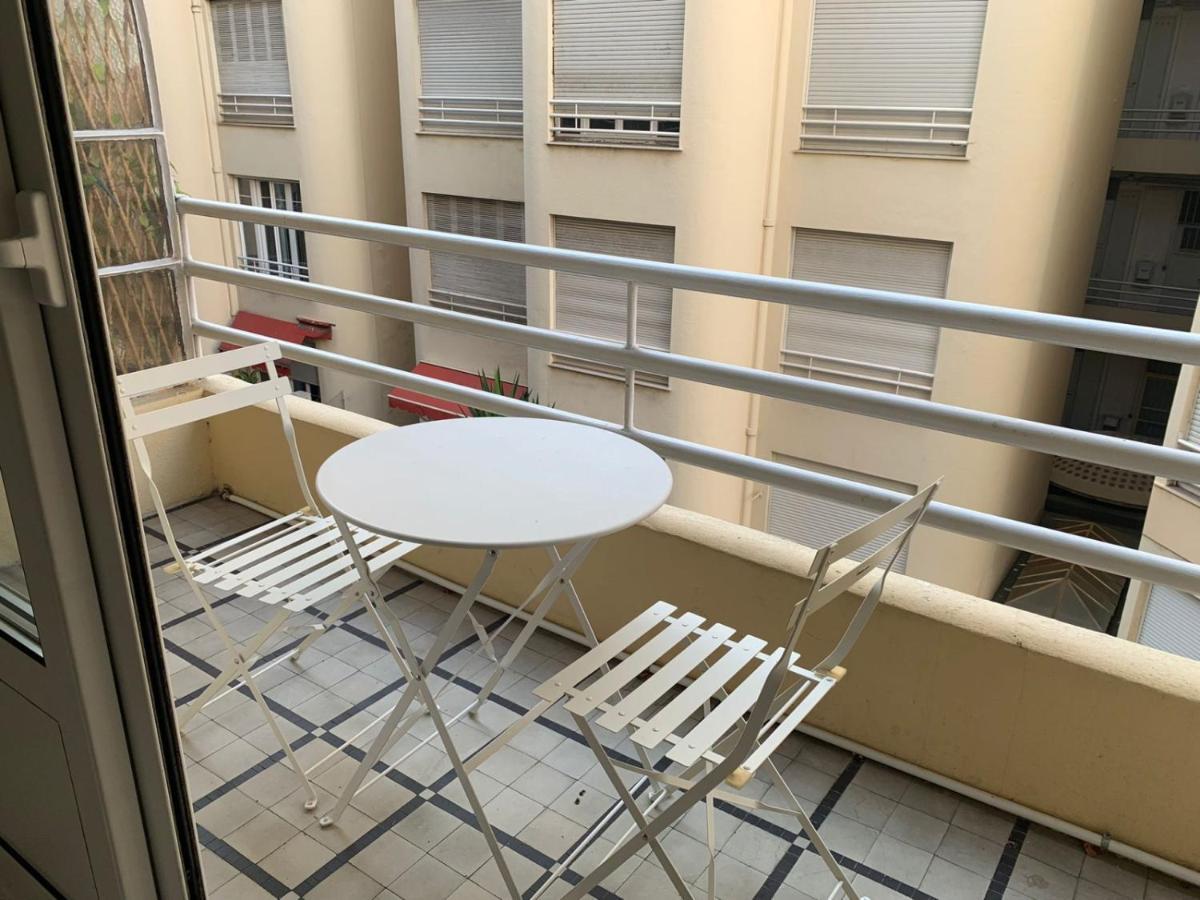 Appartement Poseidon Near Sea Nicea Zewnętrze zdjęcie